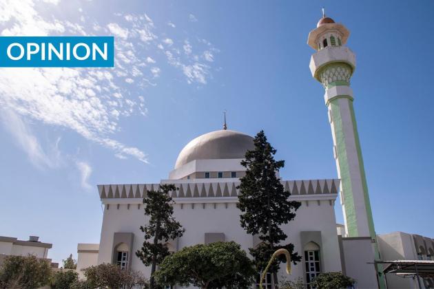A mosque and a republic