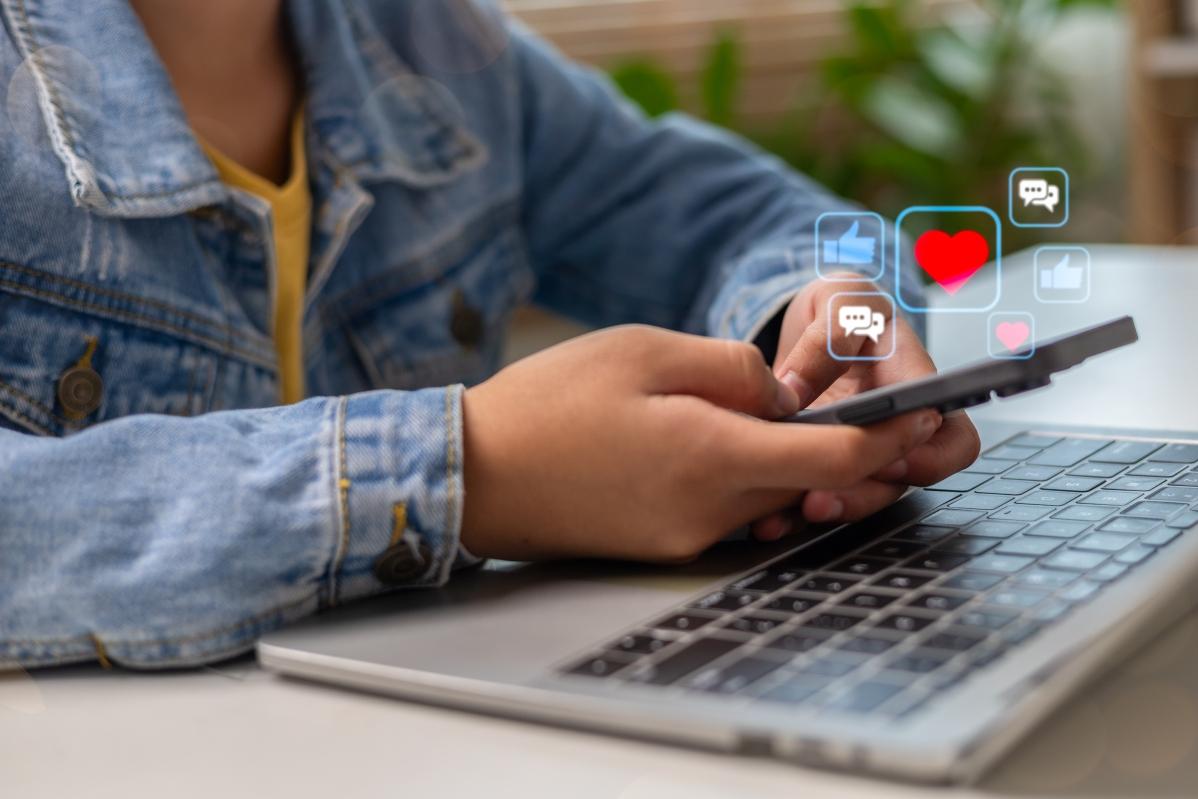 Social media use can be problematic for younger generations. Photo: Shutterstock.