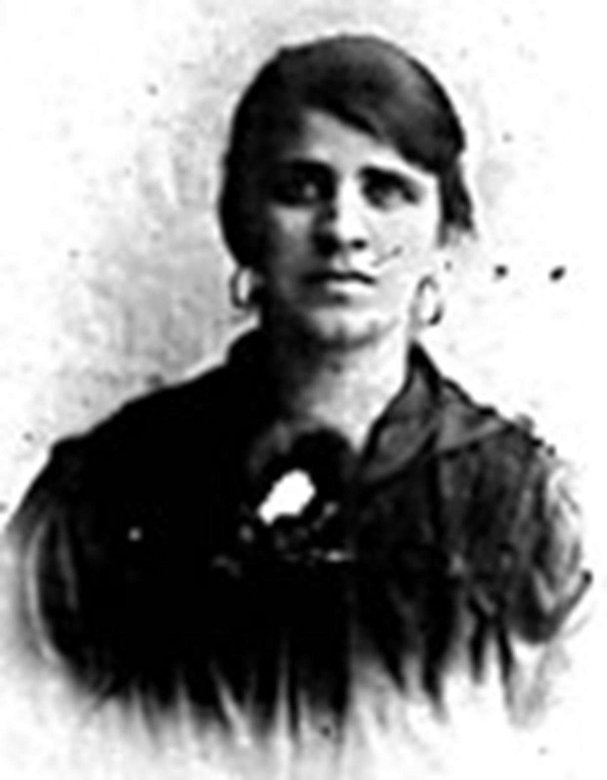 Saveria Falzon, 1919 passport photo.