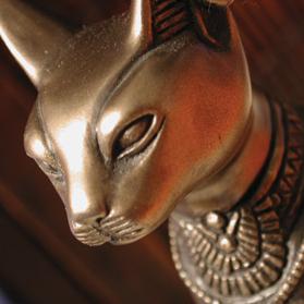 The gidmejmun finds its origins in the Egyptian cat gods.