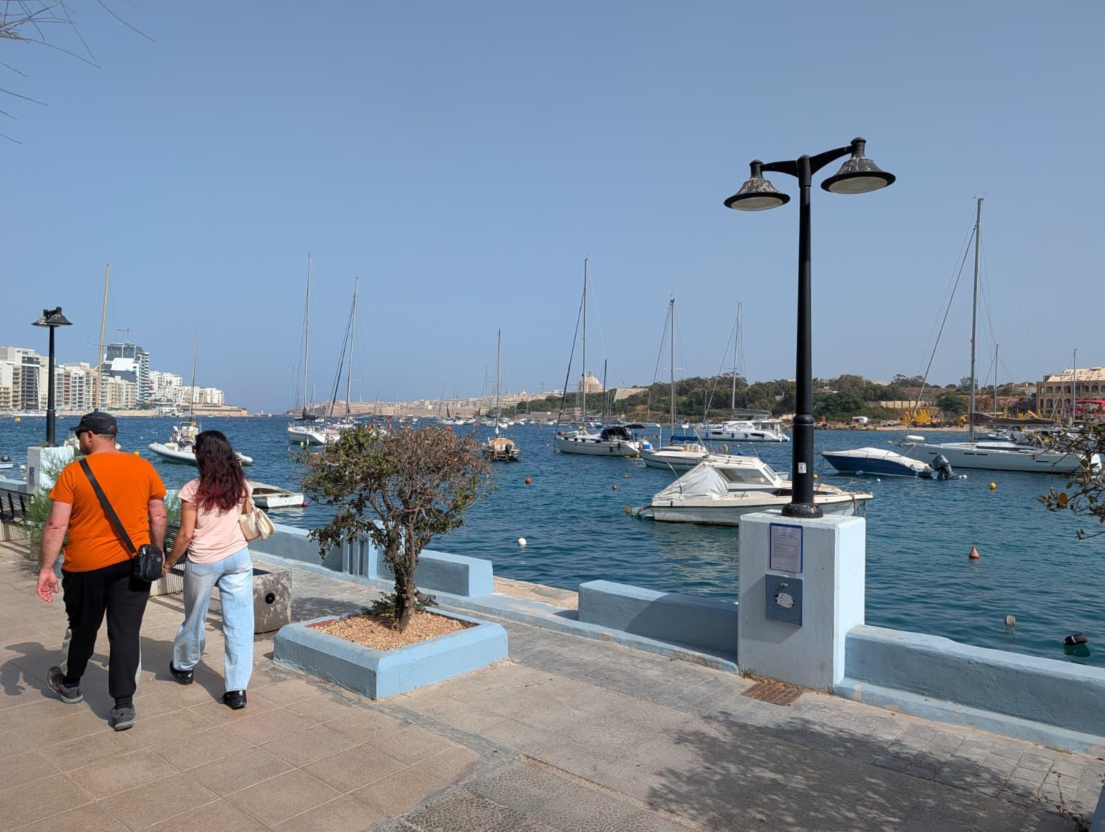 The proposal is to build the lido adjacent to the popular promenade. Photo: Chris Sant Fournier
