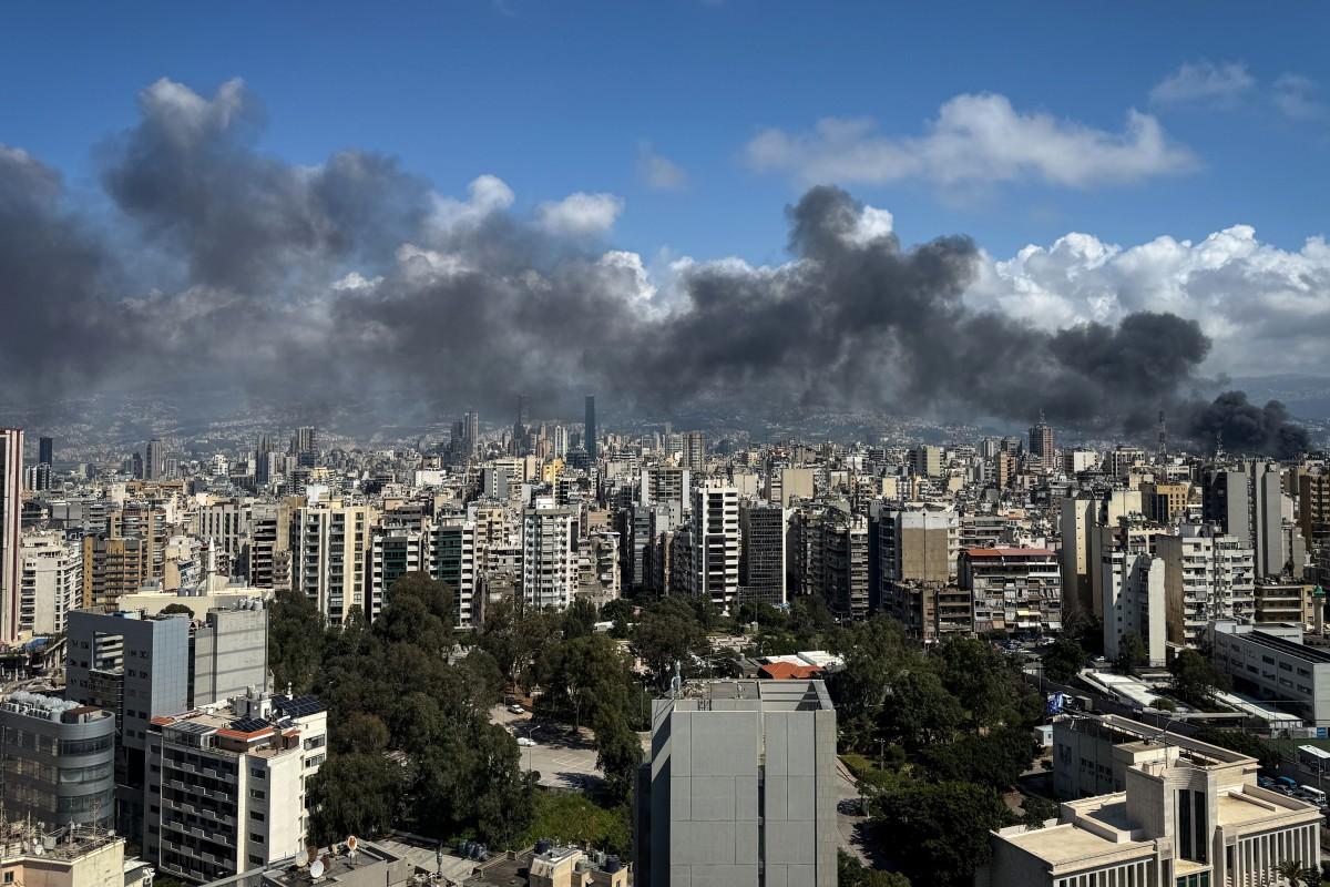 Smoke rises from the site of an Israeli strike that targeted an area in Beirut on April 8. Photo: AFP