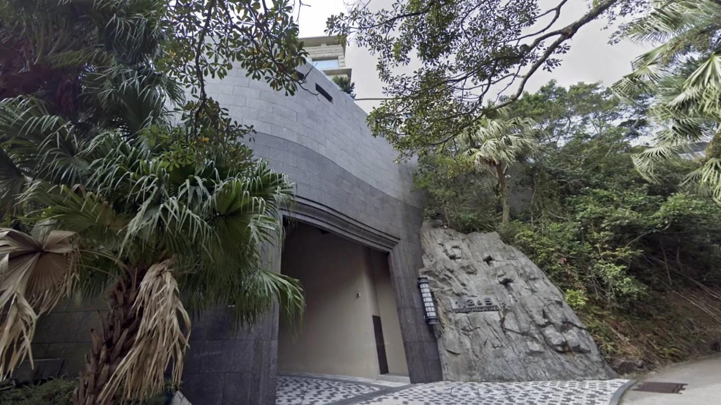 1 Gough Hill Road on The Peak.
