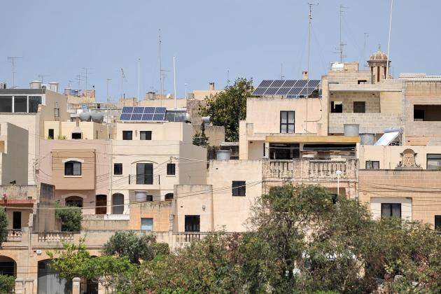 Property energy certificate breaches going unchecked, auditor general says