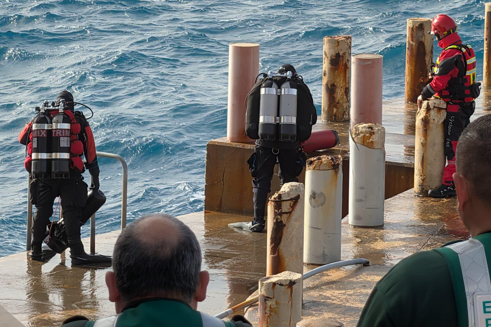 Divers preparing to start their search on Wednesday. Photo Chris Sant Fournier.