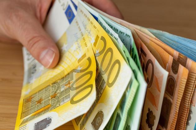 Pregnant woman posed as CID officer, then stole €160,000 from 94-year-old