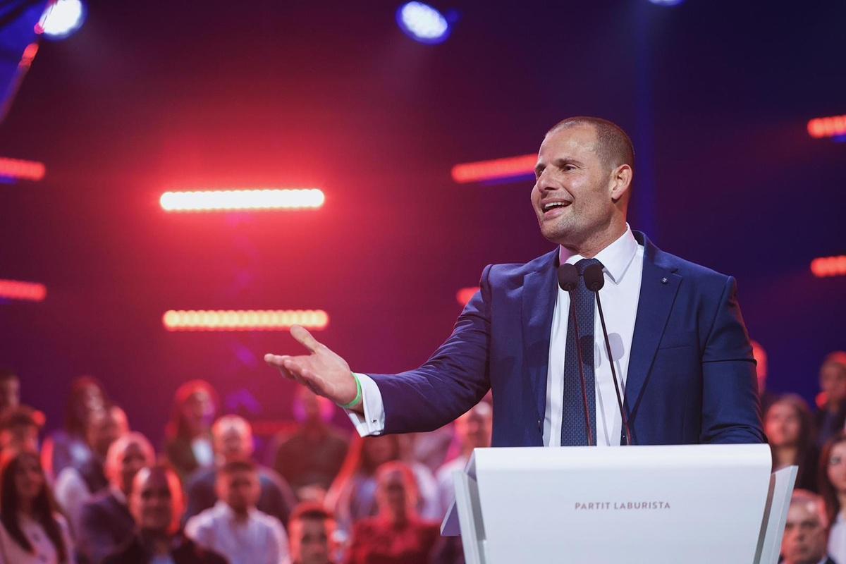 Robert Abela addressed a rally to celebrate the sixth year at the helm of the Labour Party. Photo: PL