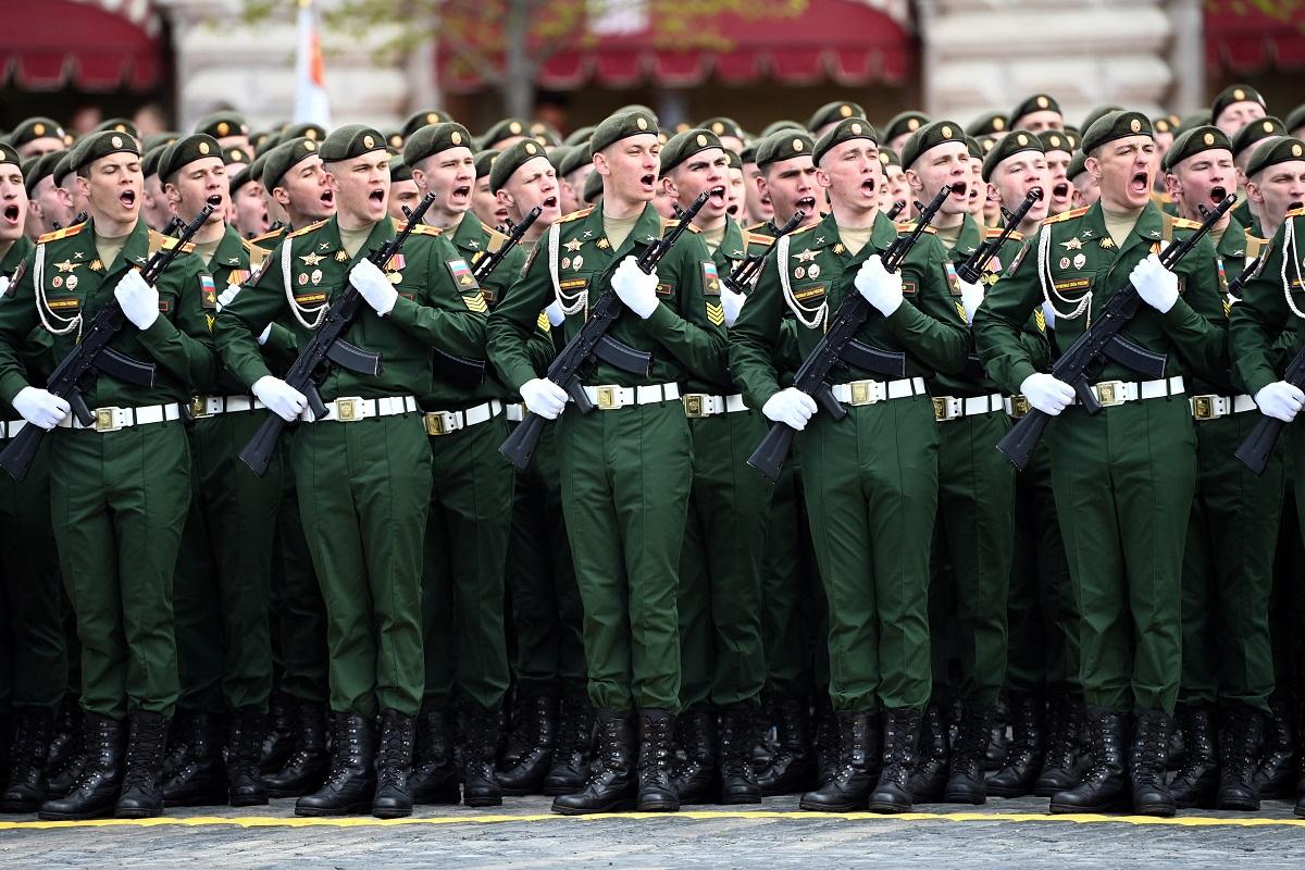 Troops parade in Moscow.