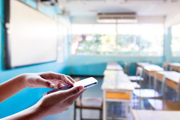 ‘Sweltering heat’ experienced in summer schools worries parents