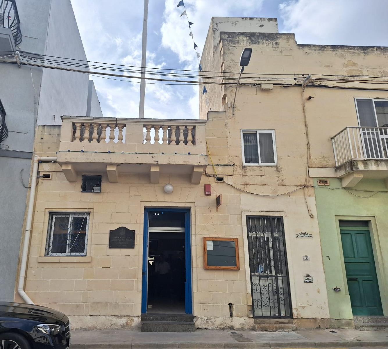 The blue door is the bandclub purchased for over 500,000 euros Photo: Emma Borg