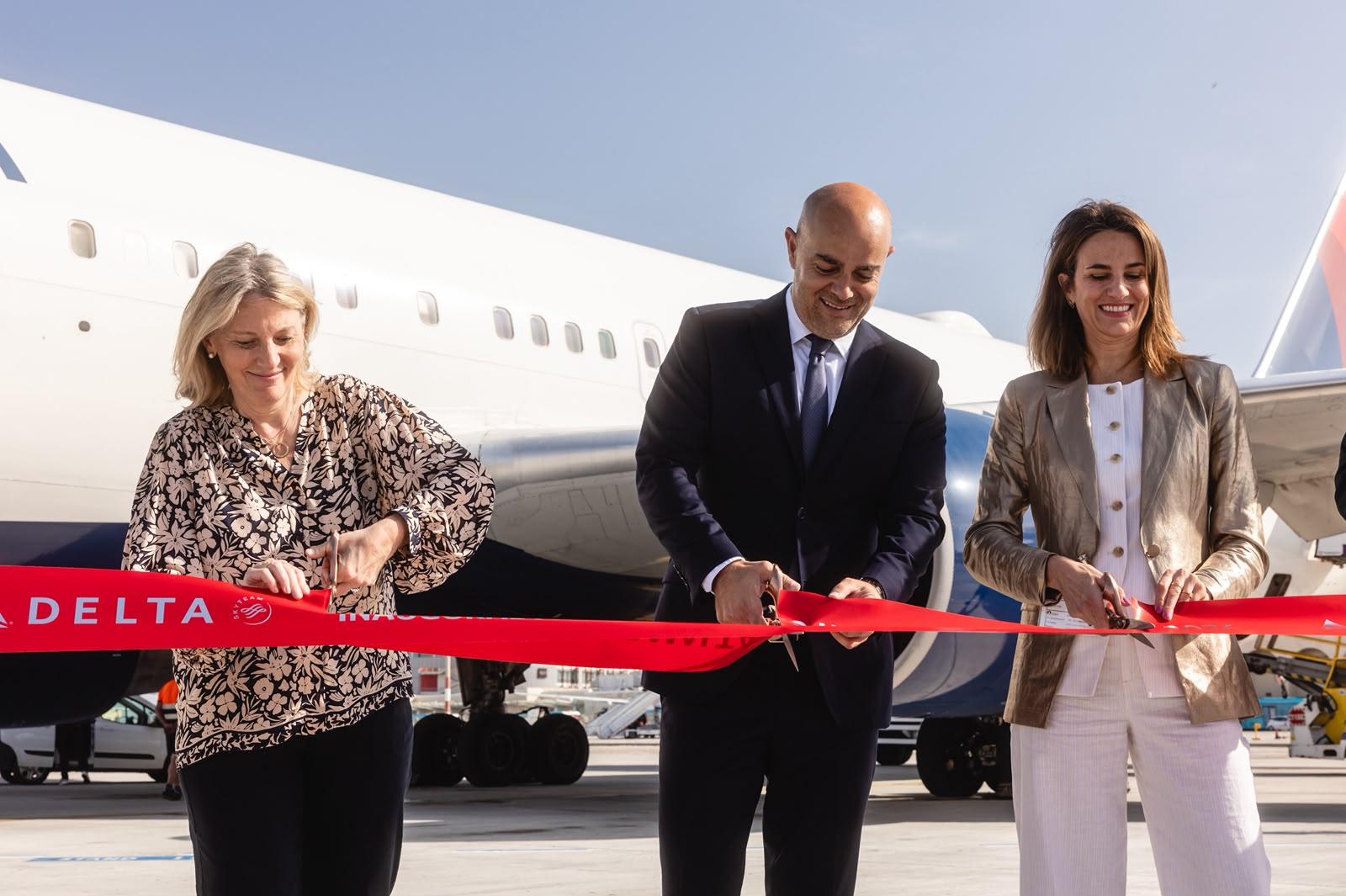 Cutting the ribbon on the inaugural flight, from left: Christine Marchand, Head of Operations EMEAI Delta Air Lines, Alan Borg, CEO of Malta International Airport and Ilse Janssens, general manager of sales for Europe at Delta Air Lines. Photo: MIA