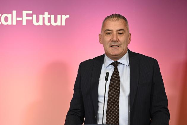 Government to pay full salary of Maltese doctors specialising in UK