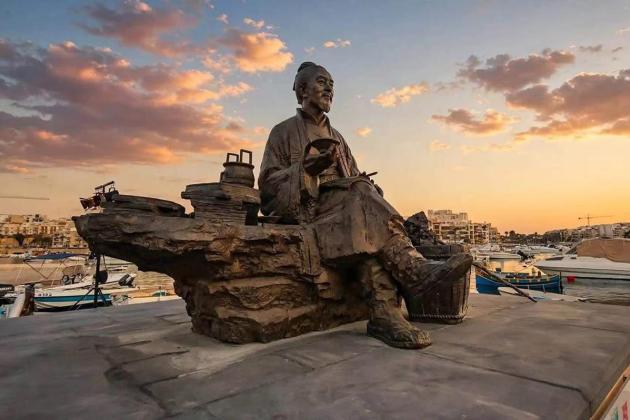 Bronze sculpture celebrating Malta-China friendship unveiled in Marsascala