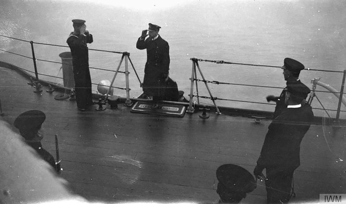 Admiral von Meurer, commanding the German Fleet, coming aboard HMS Elizabeth for the surrender ceremony in the Firth of Forth, Scotland. November 21, 1918. Photo: &copy;IWM, London