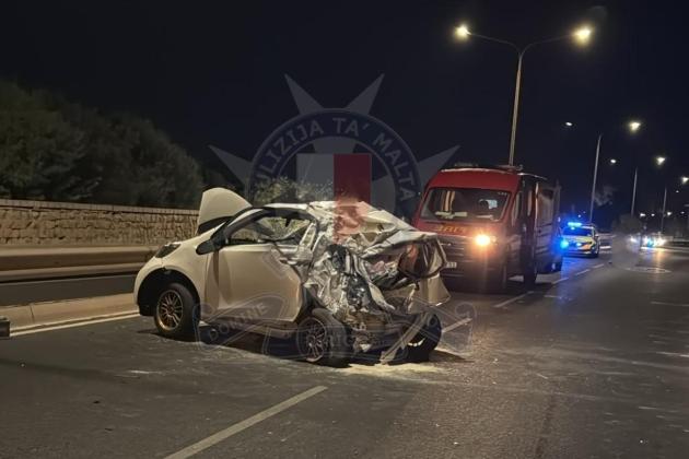 Driver grievously injured in Żebbuġ Mdina Road crash
