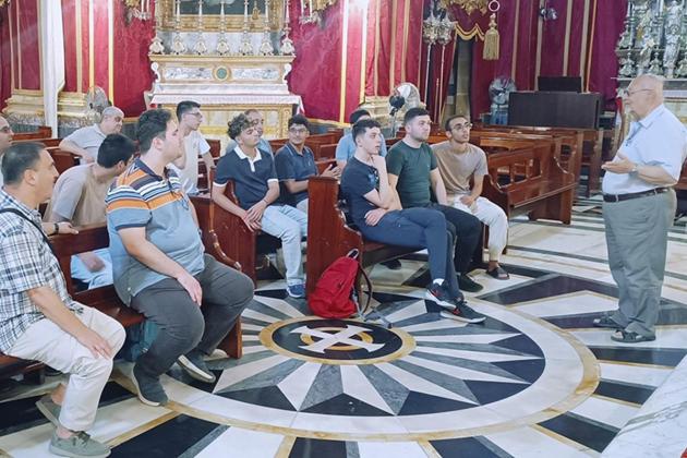 Artist Pawlu Camilleri Cauchi shares his insights with MUSEUM members