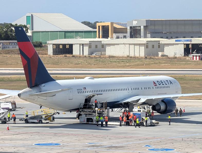 Delta Air Lines&rsquo; first direct flight from New York arrived on June 8. Photo: Chris Sant Fourier