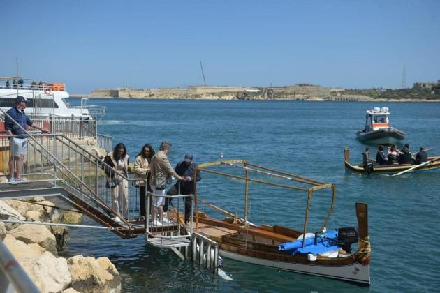 Boatmen claim unregistered group is acting as sector regulator