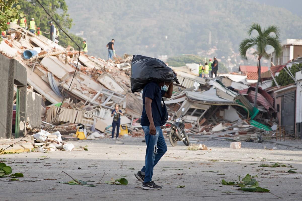 The death toll from twin earthquakes in Venezuela more than doubled on Friday. Photo: AFP