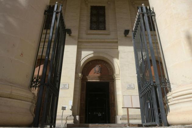 Rape suspect rearrested after attempted escape in Valletta