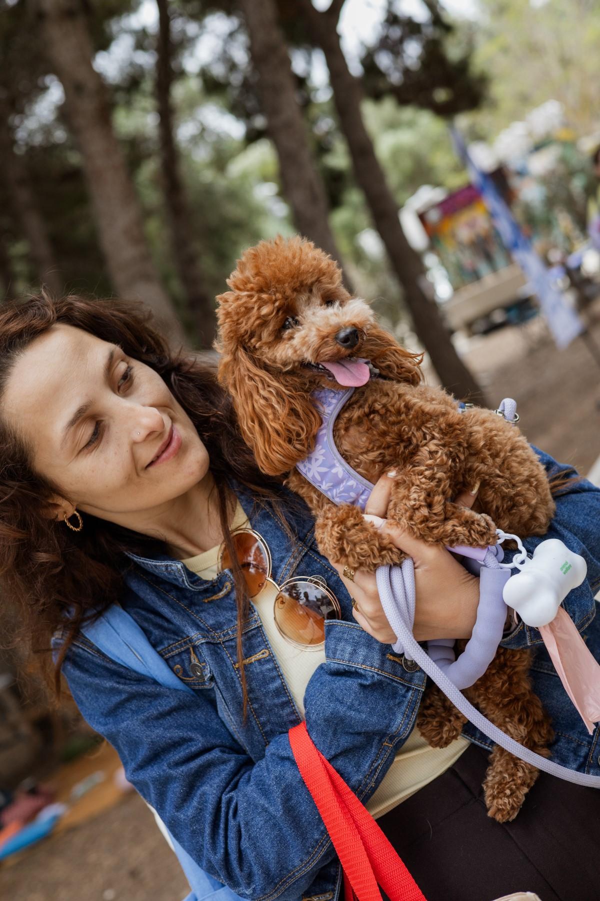 Pets had their own dedicated pet food section featuring plant-based nutrition.
