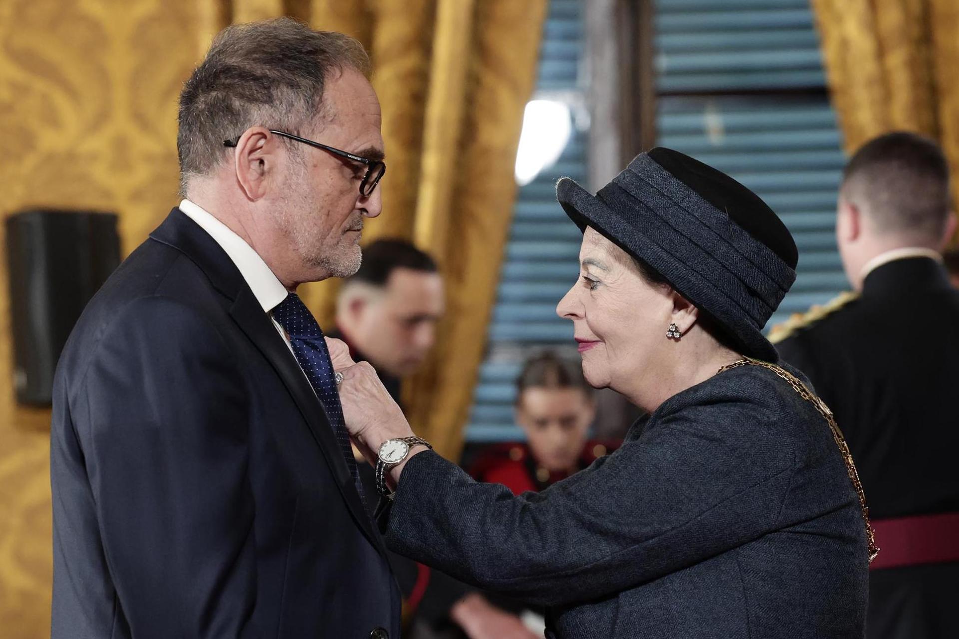 Stephen C. Spiteri is honoured by the President. Photo: DOI/Omar Camilleri