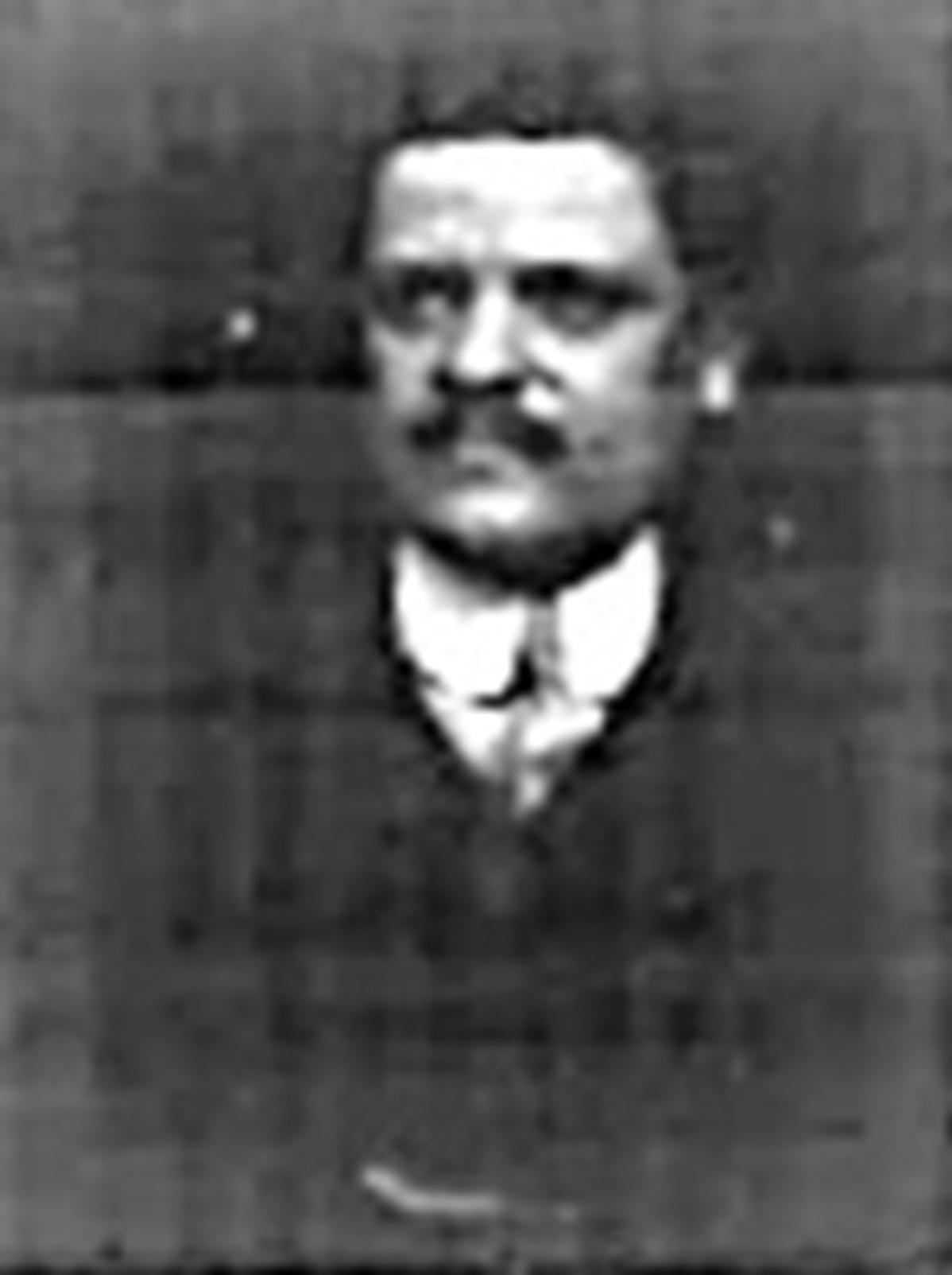 Paolo Falzon, 1915 passport photo.