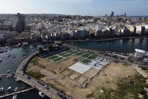 Graffitti urges PM to honour Manoel Island pledge ahead of padel courts decision