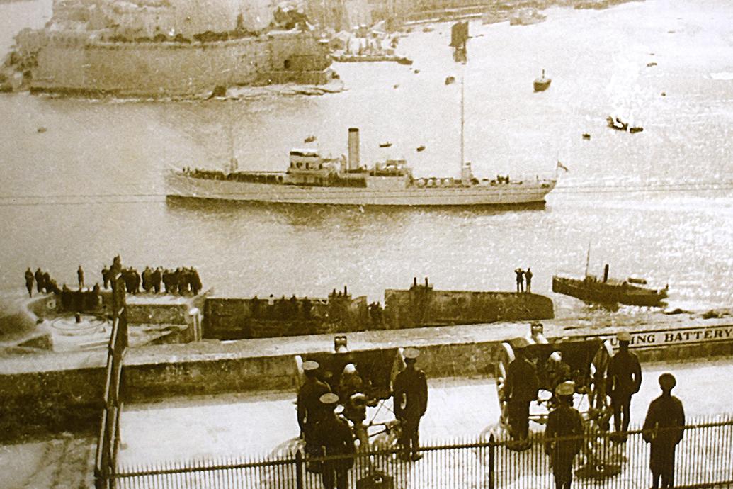 HMS Chrysanthemum carrying Congreve’s remains leaving Grand Harbour to a gun salute from Upper Barrakka.