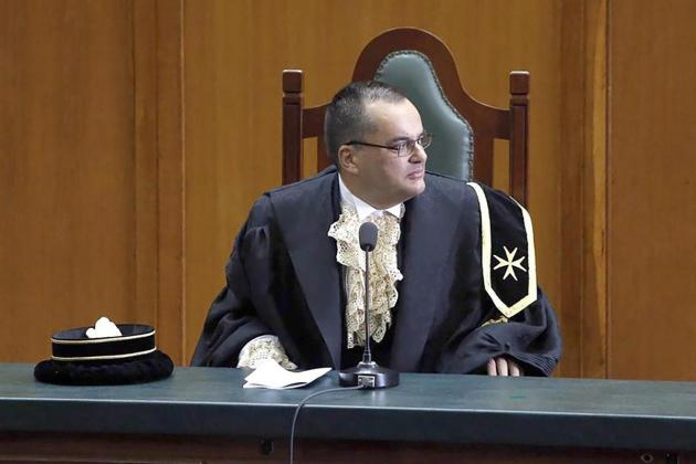 Judge says three-day migrant appeal deadline is far too short