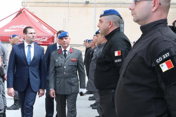 Alexander Dalli shows Prime Minister Robert Abela around the prison. Photo: DOI/Kevin Abela