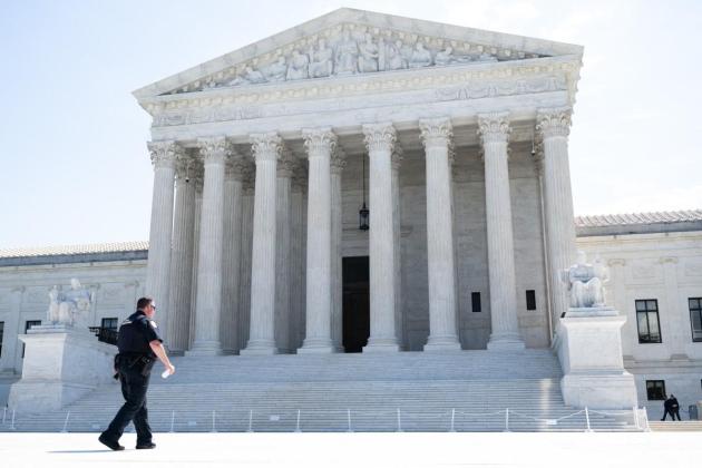 US Supreme Court paves way for mass deportation of Haitians, Syrians