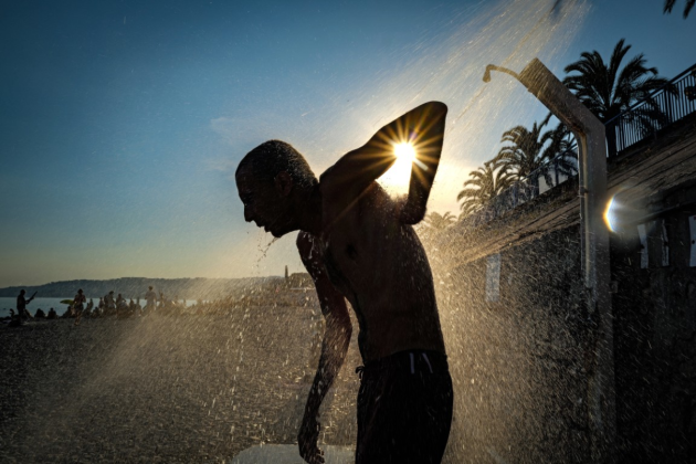 France deaths rose by a third during heatwave