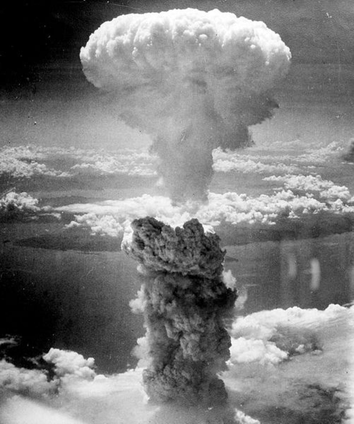 The &lsquo;Fat Man&rsquo; mushroom cloud resulting from the nuclear explosion over Nagasaki on August 9, 1945. Photo: Getty Images