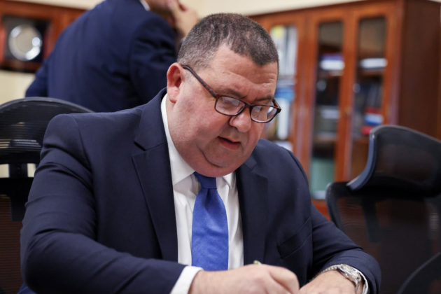 On-the-spot fines for non-residents come into force more than a month late