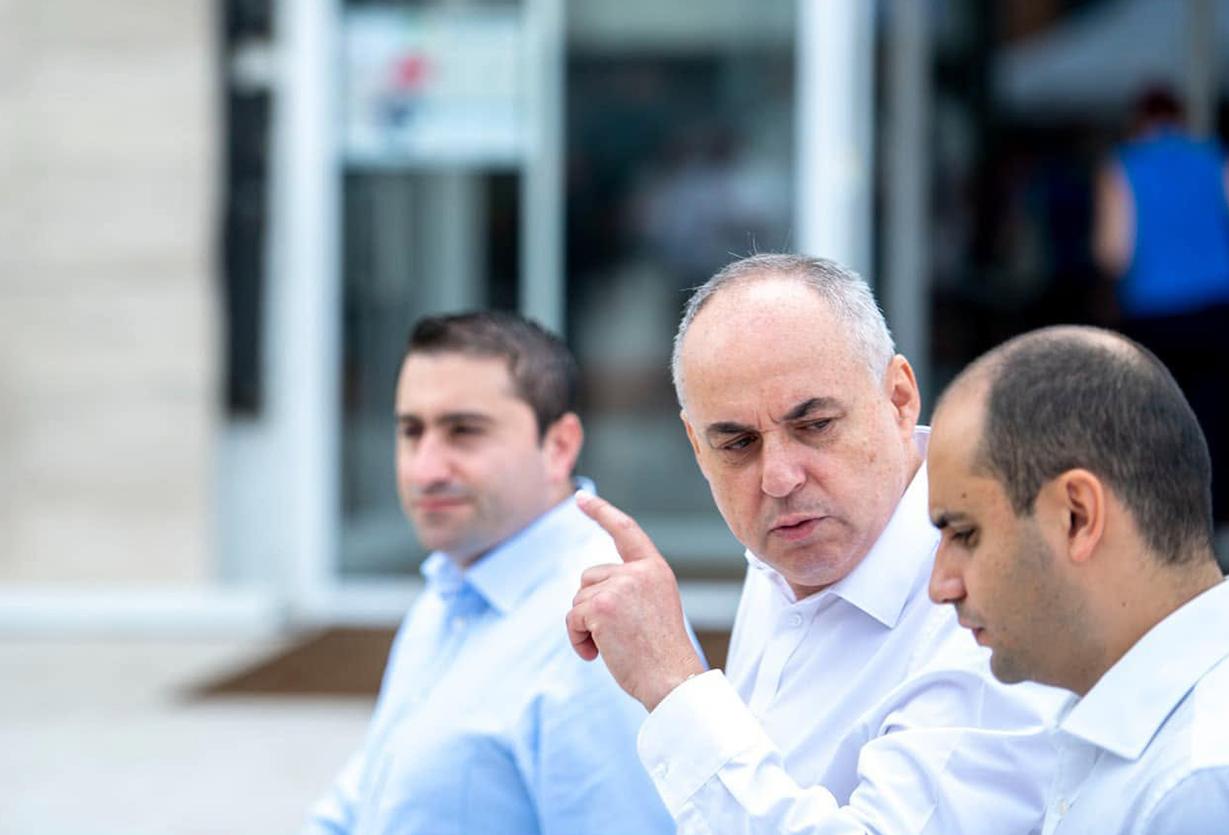 Clive Farrugia (right) alongside principal permanent secretary Tony Sultana. Photo: DOI/Jason Borg