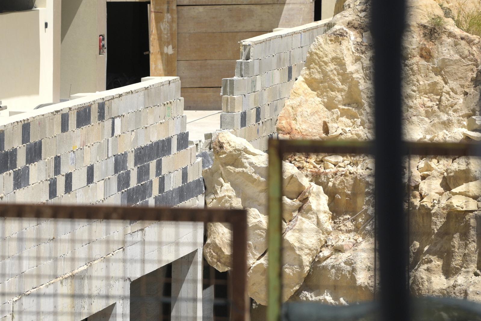 A section of earth appeared to have hit the wall on the opposite side. Photo: Matthew Mirabelli.