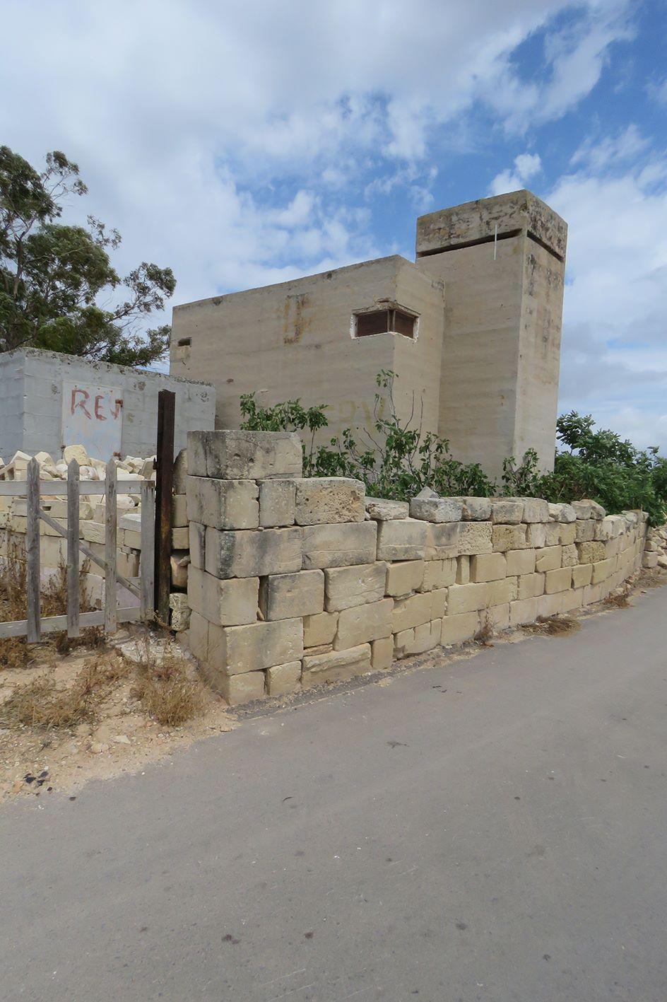 Depth-post R. 30 at Dahar il-Ħmar.