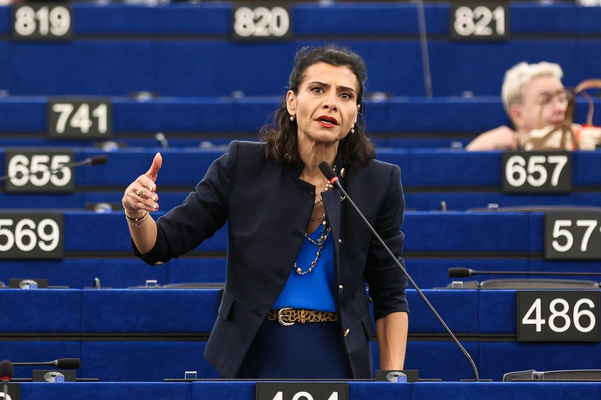 Iraqi-born Swedish MEP Abir Al-Sahlani said she had never felt so unsafe as in the vote on the return regulation. Photo: EP.