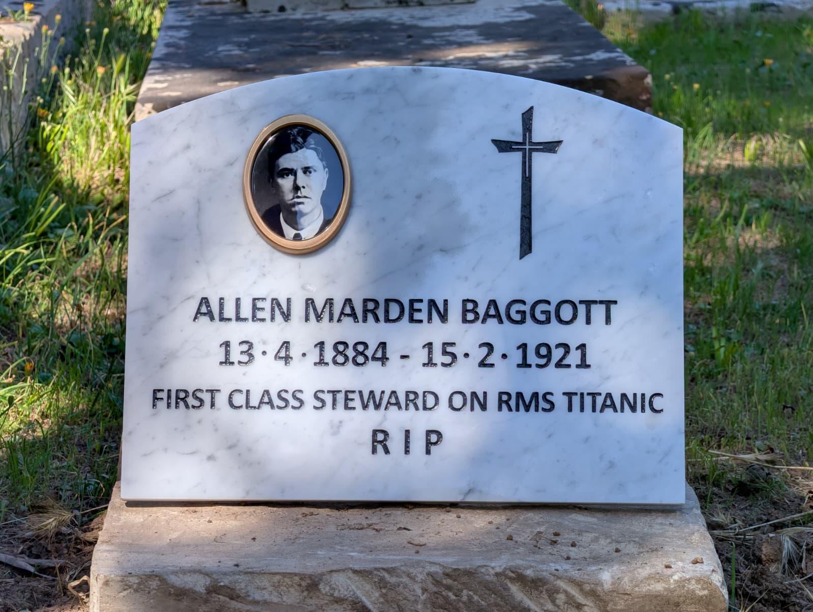 Allen Marden Baggott's headstone at Ta Braxia Cemetery Photo: Chris Sant Fournier
