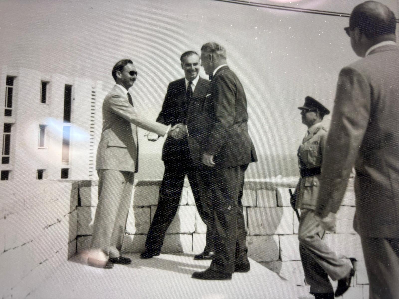 Architect Michael Hirst (left) meeting the governor on site. Photo: Michael Hirst