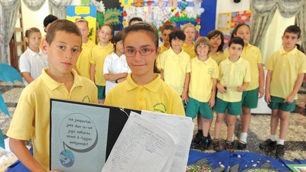 The schoolchildren who are sending a petition to the government. Photos: Matthew Mirabelli